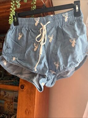 Judith March Light Blue Deer Embroidered Shorts